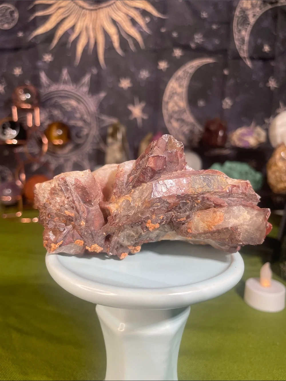 Red hematite quartz